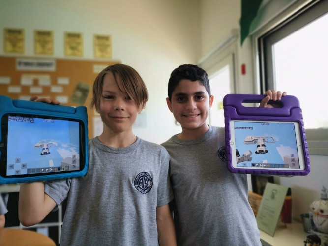 students designing space station in Minecraft